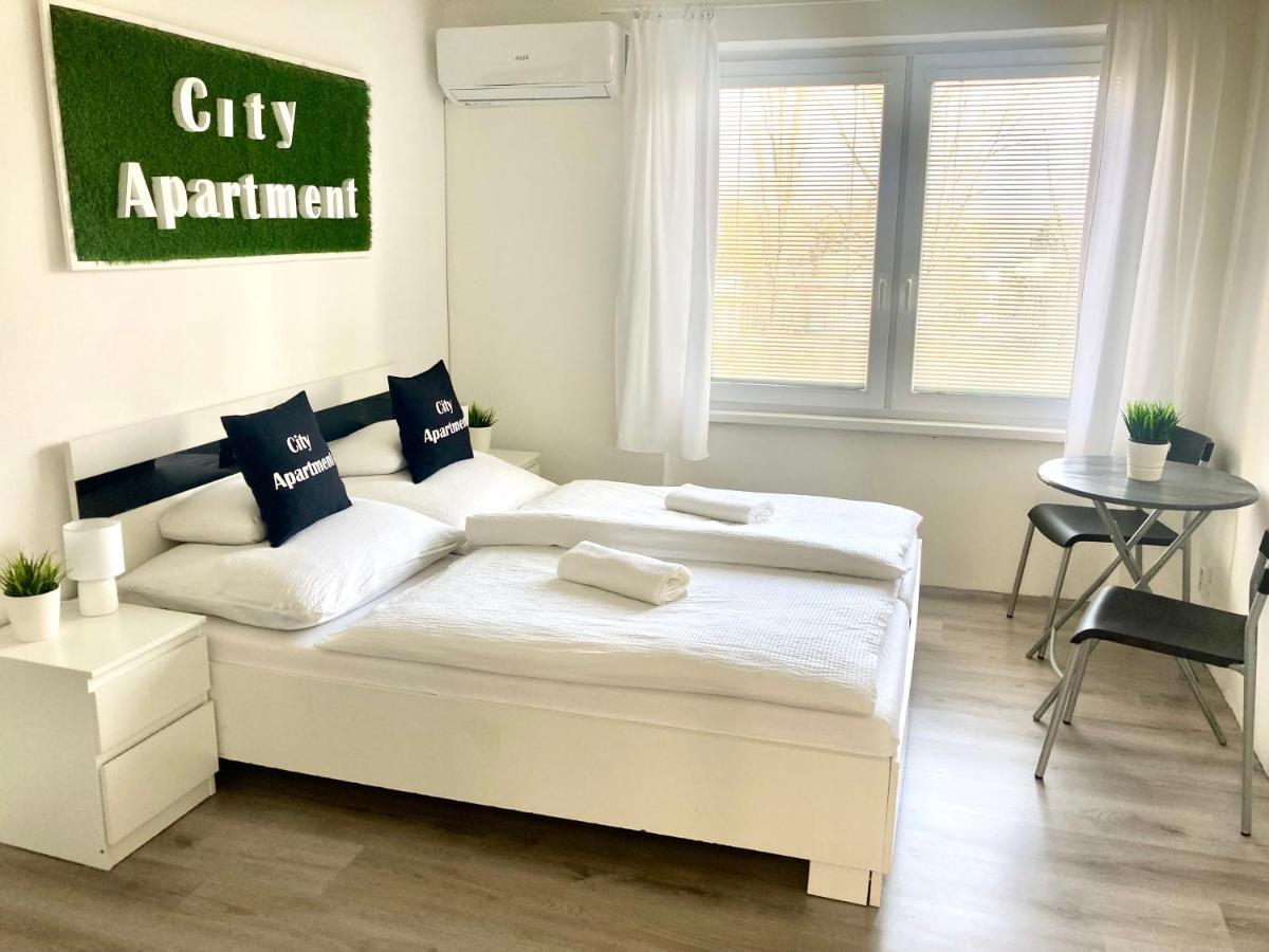 City Apartment Штурово Екстер'єр фото